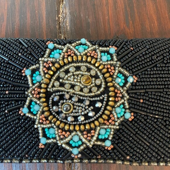 Mary Frances Harmony Beaded Yin-Yang Crossbody Wallet - Picture 2 of 9